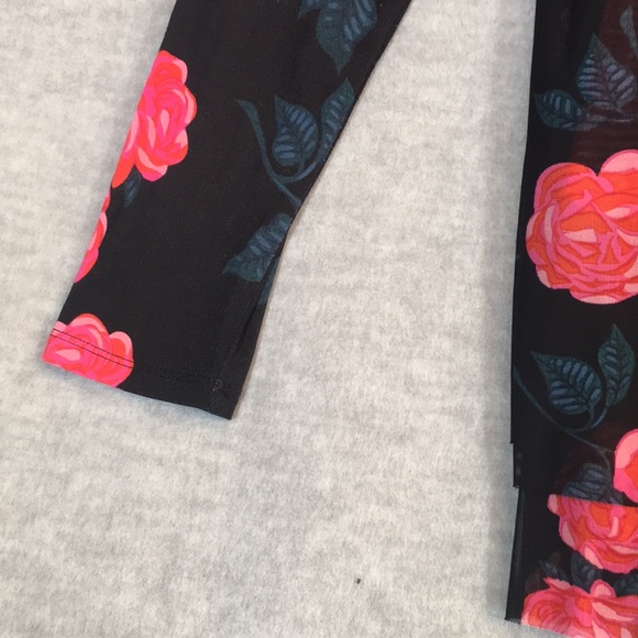 MATILDA JANE Stretch Jersey Knit Wrinkle Resistant Floral Print Oversized Top - Picture 6 of 16